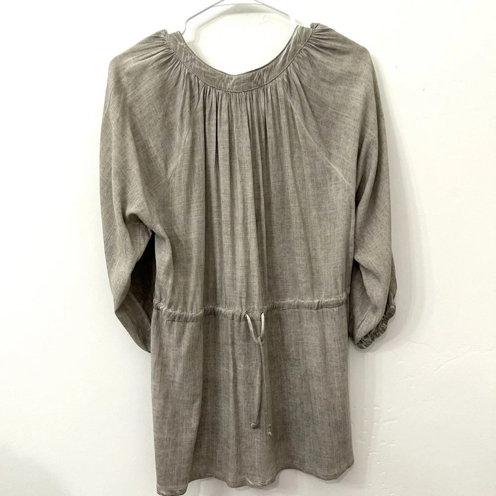 M. Rena Cinched Back Ruched Blouse V-neck size S/M - Picture 5 of 13